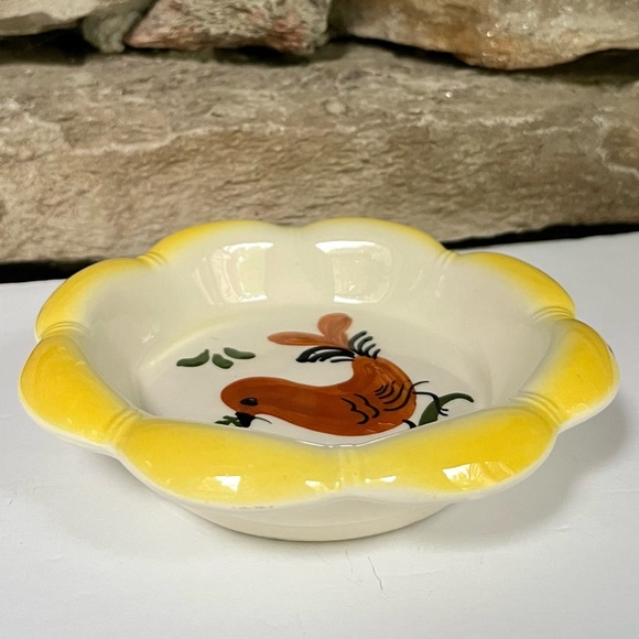 2 VTG Mini Bowl Wall Hanging Chicken Rooster Cottage Farmhouse Decor Ceramic - Picture 2 of 8